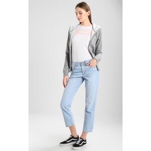 Vans Straight Leg Relaxed Fit  Denium Jeans  For Women